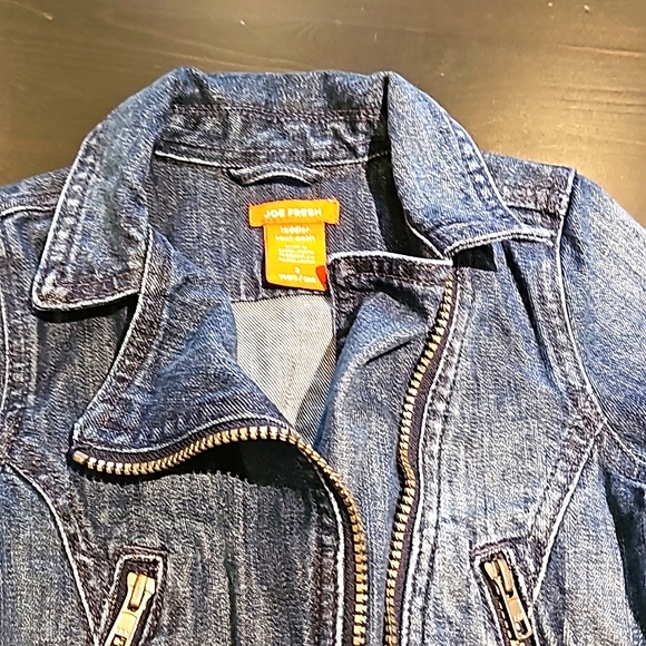 Toddler jean jacket - Picture 2 of 3
